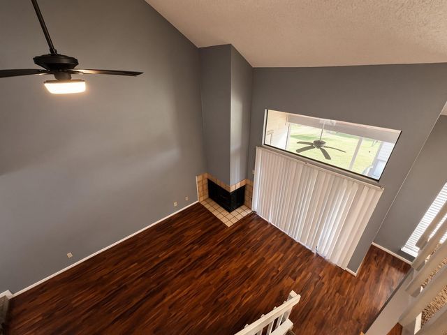 8359 Sands Point Drive 218, Houston, TX 77036