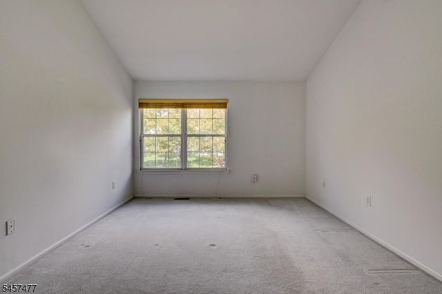 103 Cricket Hill Cir, South Brunswick Twp., NJ 08540