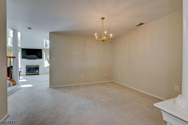 103 Cricket Hill Cir, South Brunswick Twp., NJ 08540