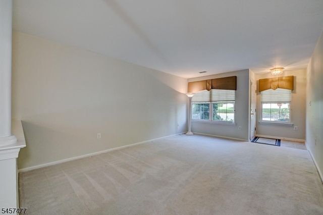 103 Cricket Hill Cir, South Brunswick Twp., NJ 08540