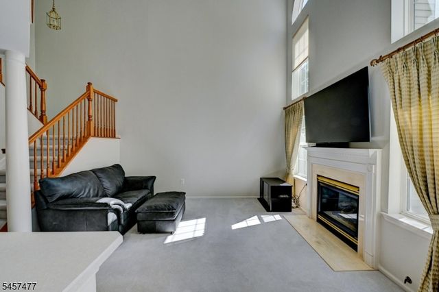103 Cricket Hill Cir, South Brunswick Twp., NJ 08540