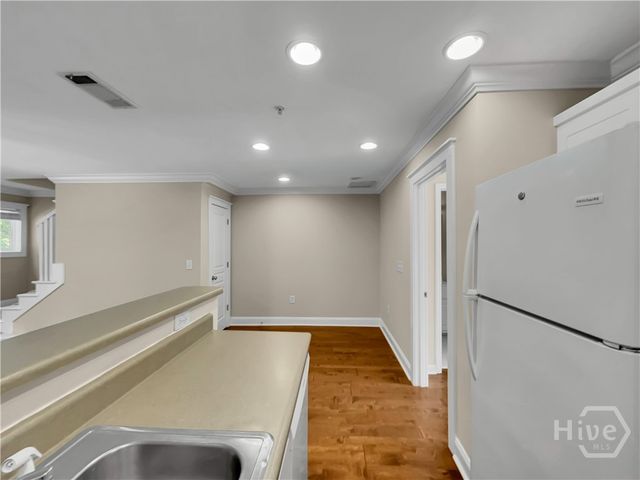 490 Barnett Shoals 817, Athens, GA 30605