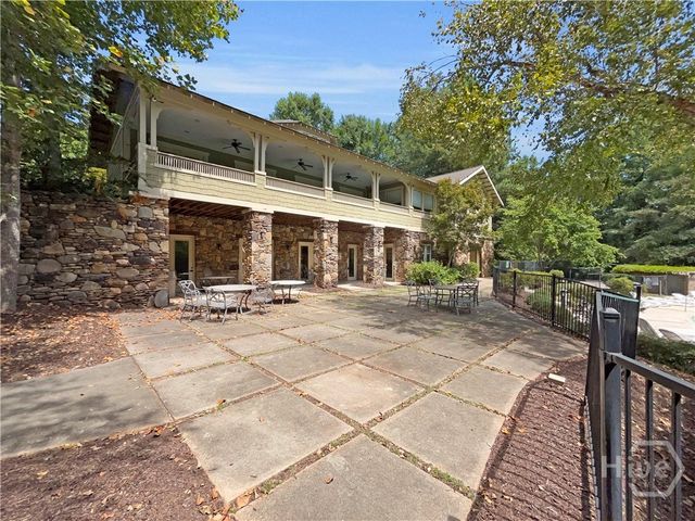 490 Barnett Shoals 817, Athens, GA 30605