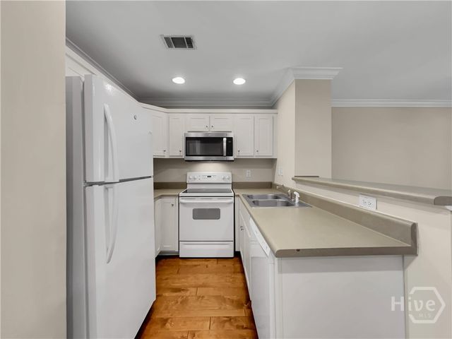 490 Barnett Shoals 817, Athens, GA 30605