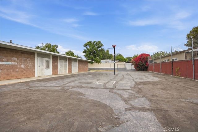 5803 Mission Blvd, Riverside, CA 92509