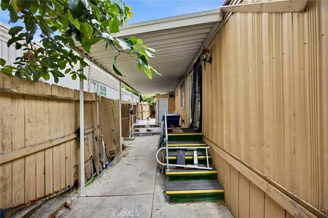 5803 Mission Blvd, Riverside, CA 92509
