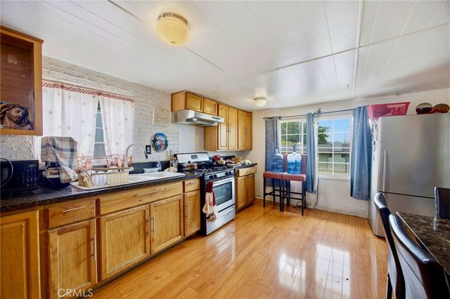 5803 Mission Blvd, Riverside, CA 92509