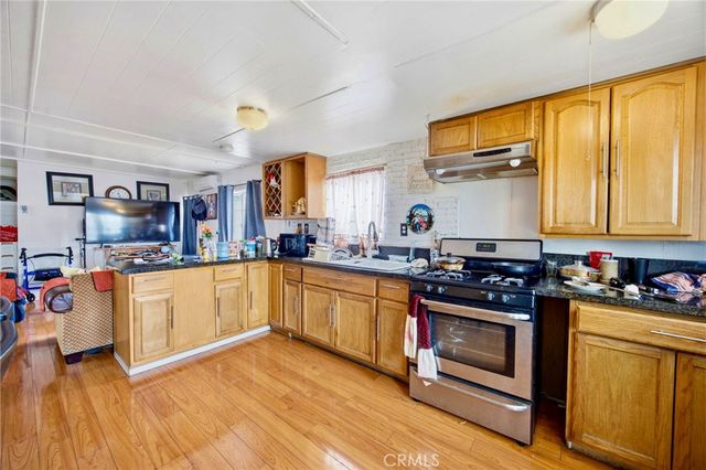 5803 Mission Blvd, Riverside, CA 92509