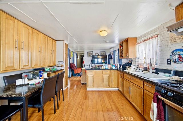 5803 Mission Blvd, Riverside, CA 92509