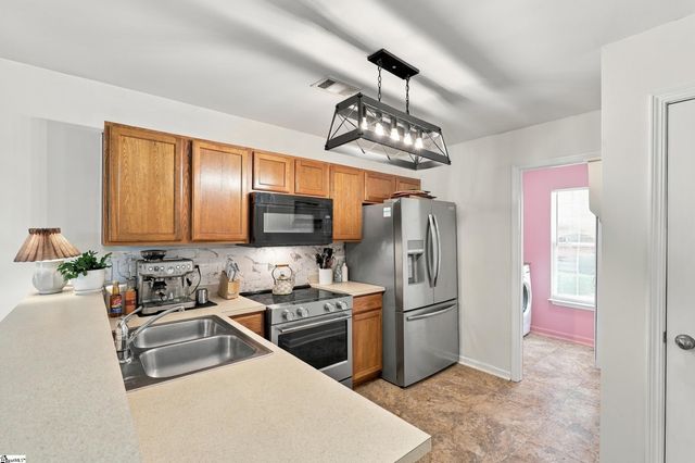 9 Hollow Tree Way, Greenville, SC 29605