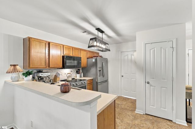 9 Hollow Tree Way, Greenville, SC 29605