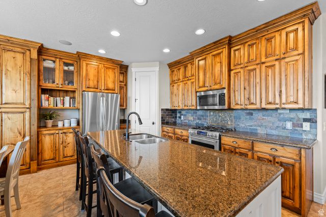 576 S 1800 E, Fruit Heights, UT 84037