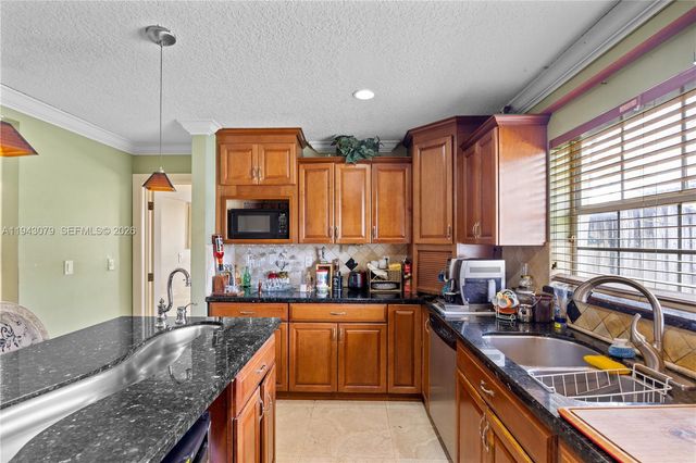 15330 SW 170th Ter, Miami, FL 33187