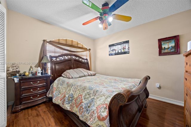 15330 SW 170th Ter, Miami, FL 33187