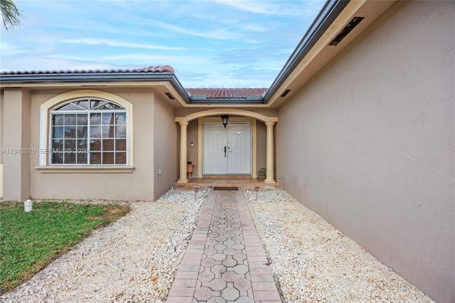 15330 SW 170th Ter, Miami, FL 33187