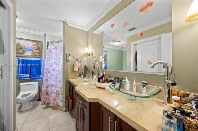 15330 SW 170th Ter, Miami, FL 33187