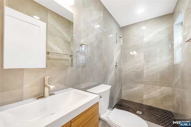 169 New Street, Woodland Park, NJ 07424