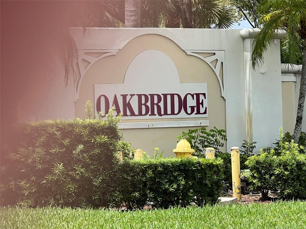4866 SW 32nd Ter, Dania Beach, FL 33312