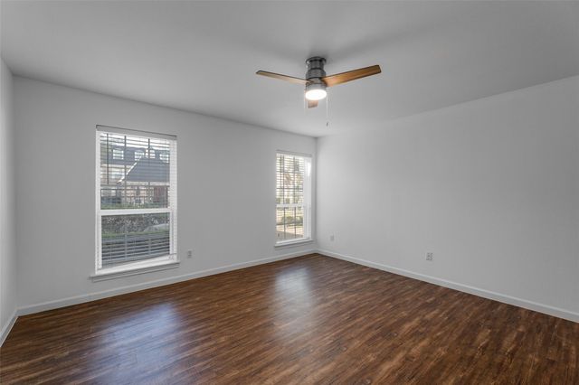 361 N Post Oak Lane 131, Houston, TX 77024