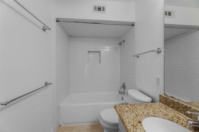 361 N Post Oak Lane 131, Houston, TX 77024