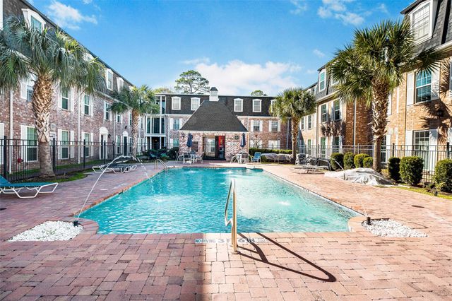 361 N Post Oak Lane 131, Houston, TX 77024