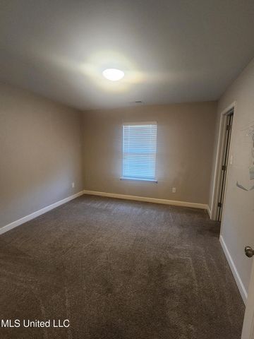 2323 Killeglan Cove, Southaven, MS 38672