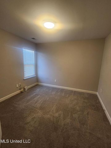 2323 Killeglan Cove, Southaven, MS 38672