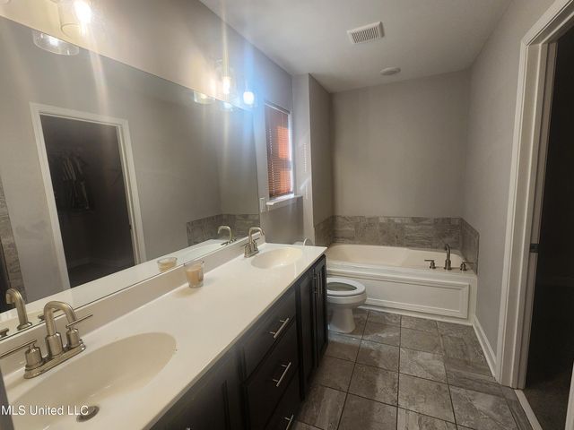 2323 Killeglan Cove, Southaven, MS 38672