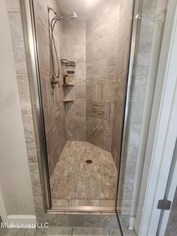 2323 Killeglan Cove, Southaven, MS 38672