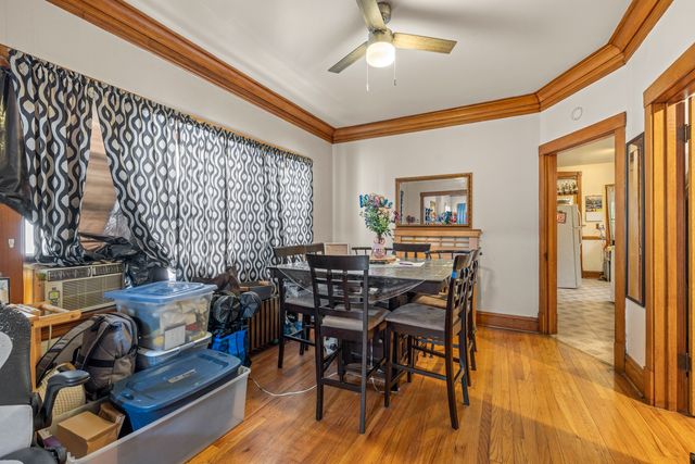 3031 N DAVLIN Court, Chicago, IL 60618