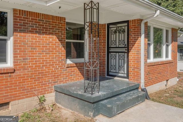 2465 Wood Valley Drive, East Point, GA 30344