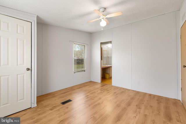 4703 HOLLY DR, Partlow, VA 22534