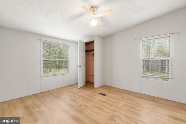 4703 HOLLY DR, Partlow, VA 22534
