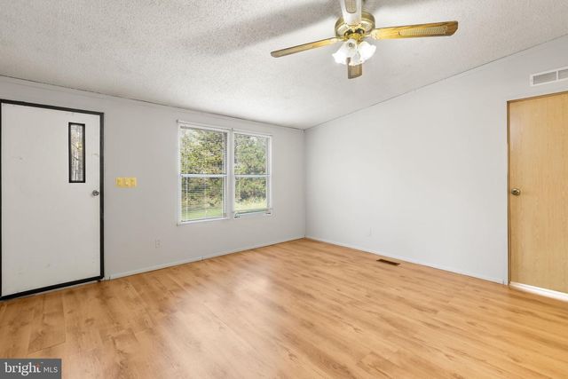 4703 HOLLY DR, Partlow, VA 22534