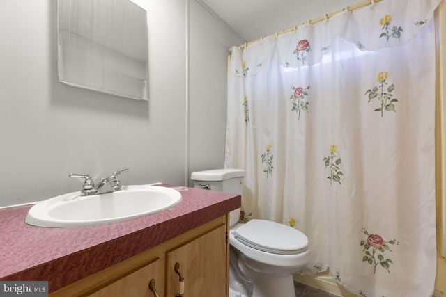 4703 HOLLY DR, Partlow, VA 22534