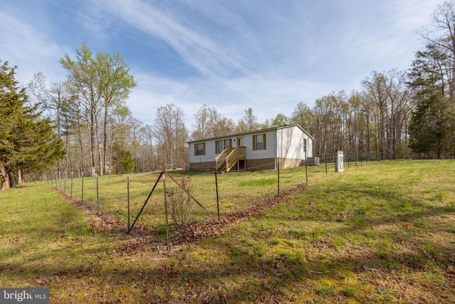 4703 HOLLY DR, Partlow, VA 22534