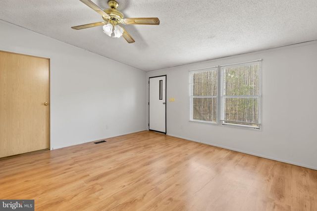 4703 HOLLY DR, Partlow, VA 22534