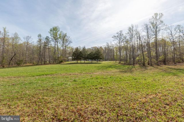 4703 HOLLY DR, Partlow, VA 22534