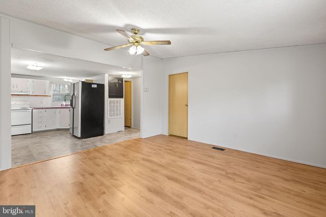 4703 HOLLY DR, Partlow, VA 22534