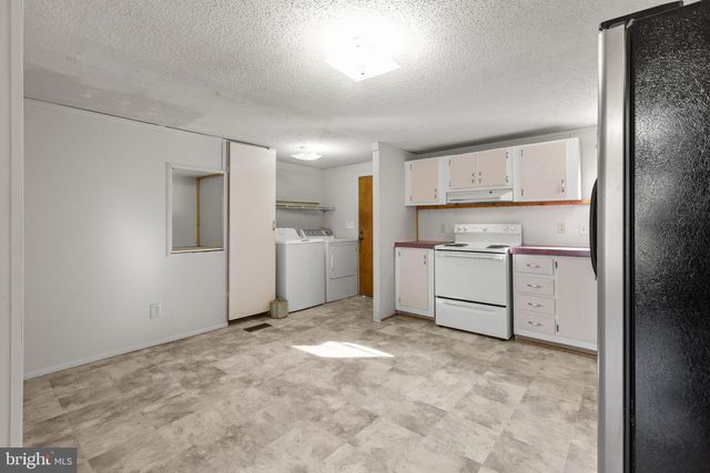 4703 HOLLY DR, Partlow, VA 22534