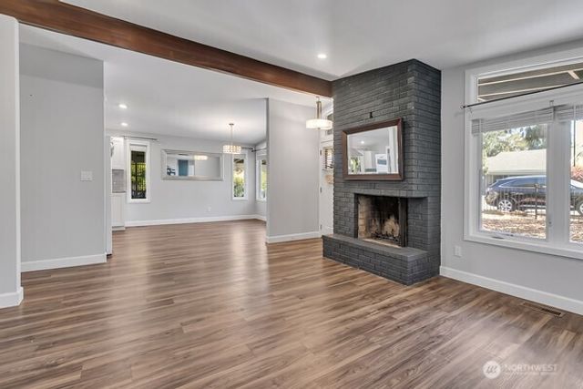 8022 S 112 Street, Seattle, WA 98178