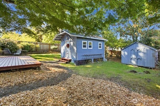 8022 S 112 Street, Seattle, WA 98178