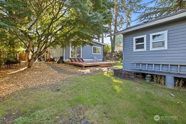 8022 S 112 Street, Seattle, WA 98178