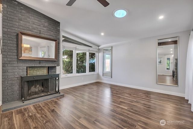 8022 S 112 Street, Seattle, WA 98178
