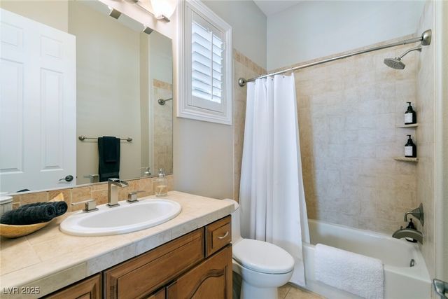 9732 Verlaine Court, Las Vegas, NV 89145