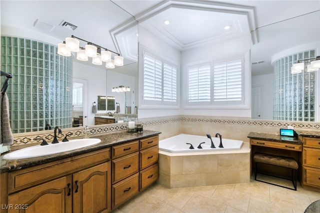 9732 Verlaine Court, Las Vegas, NV 89145