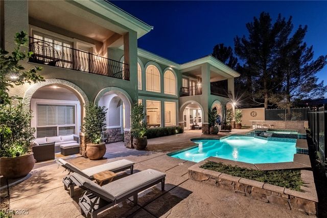 9732 Verlaine Court, Las Vegas, NV 89145