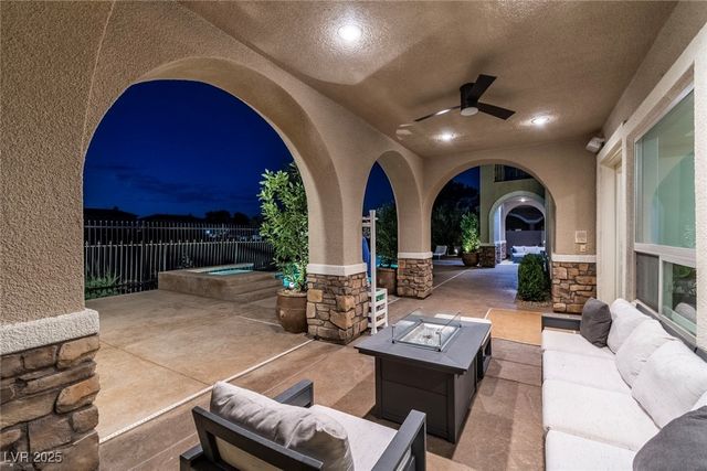 9732 Verlaine Court, Las Vegas, NV 89145