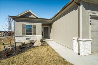 9470 Shady Bend Road, Lenexa, KS 66227