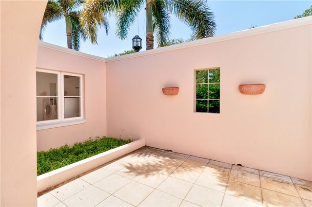 4922 Wood Duck Circle, Vero Beach, FL 32967